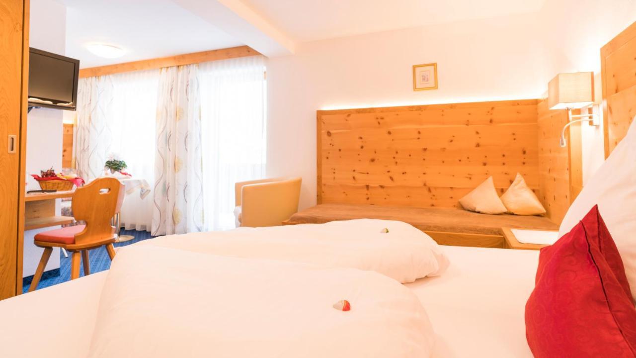 Bergsporthotel Antonie Gries im Sellrain Exterior photo